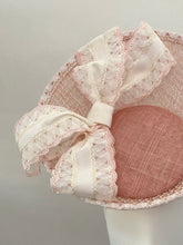 Load image into Gallery viewer, Lacey