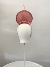 Load image into Gallery viewer, Percher Rose