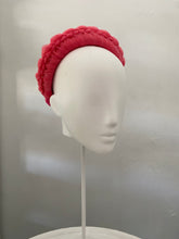 Load image into Gallery viewer, Stand out in the crown - warm pink