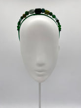 Load image into Gallery viewer, Beaded lady - deep green