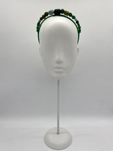 Load image into Gallery viewer, Beaded lady - deep green