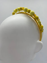 Load image into Gallery viewer, Beaded lady - yellow